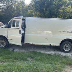 2000 Chevrolet Express