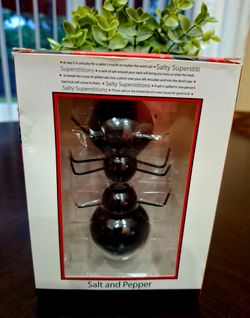 One Hundred 80 Degrees Ceramic Black Ant Salt & Pepper Shaker Set - NIB / Vintage Collectible