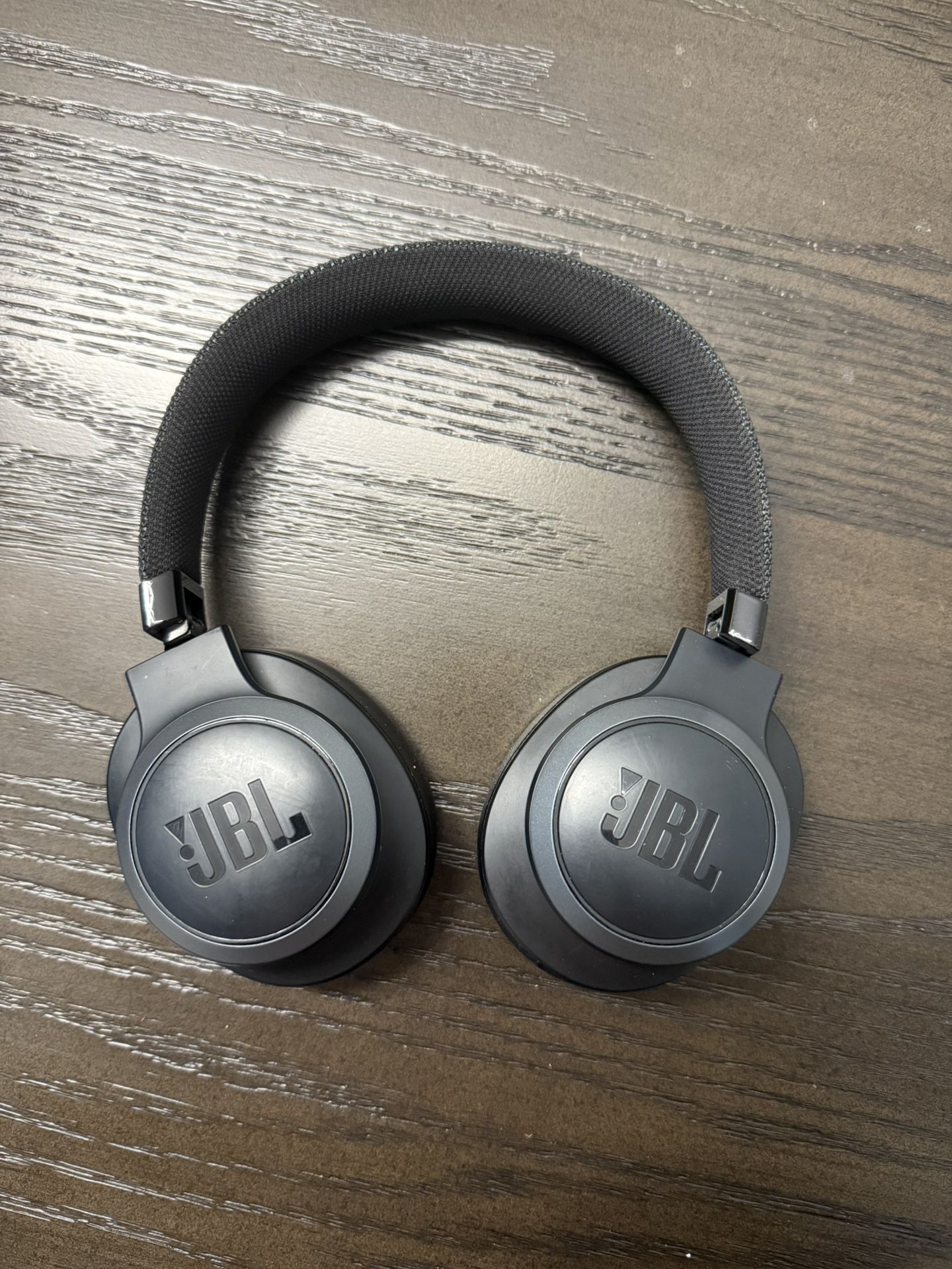 JBL wireless Headphones