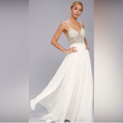 Lulus Long White Formal/Wedding Dress With Beaded Bodice $100 for Sale in Santa Monica, CA - OfferUp Lulus Long White Formal/Wedding Dress With Beaded Bodice $100 for Sale in Santa Monica, CA - OfferUp