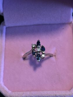 14k white Gold Sapphire and Diamond Ring