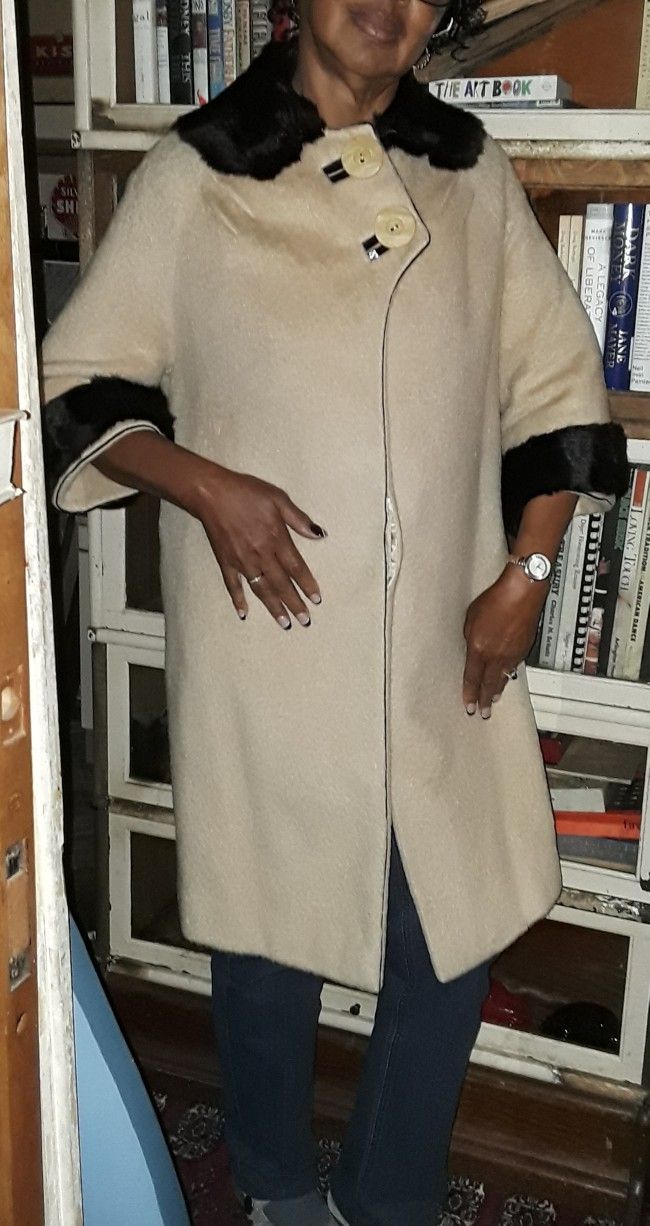 Vintage Custom Made Ladies Wool Coat 