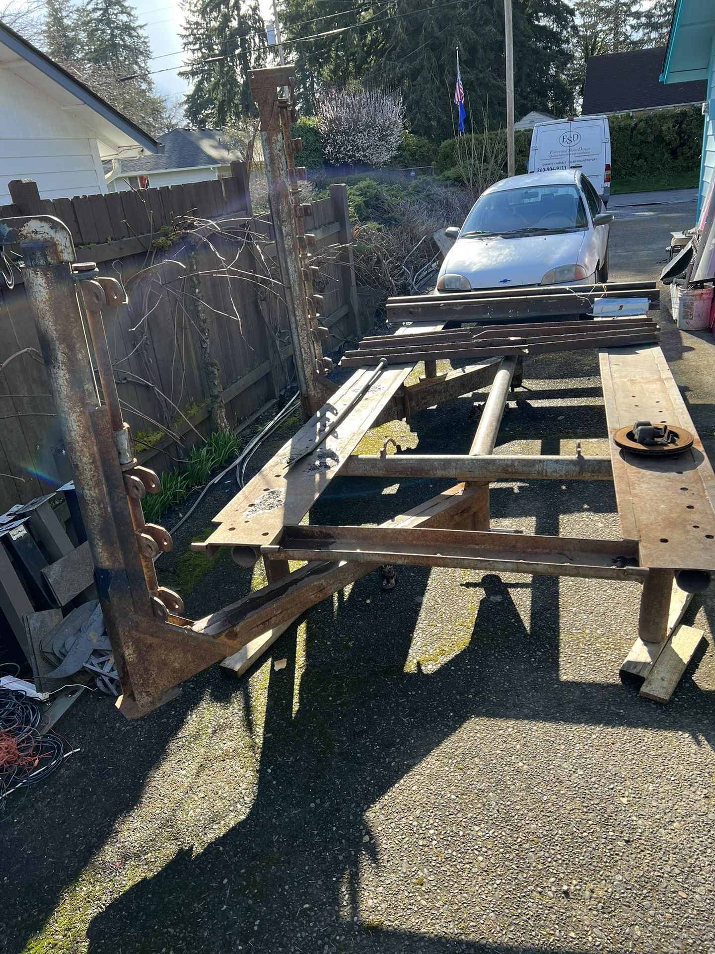Auto body frame