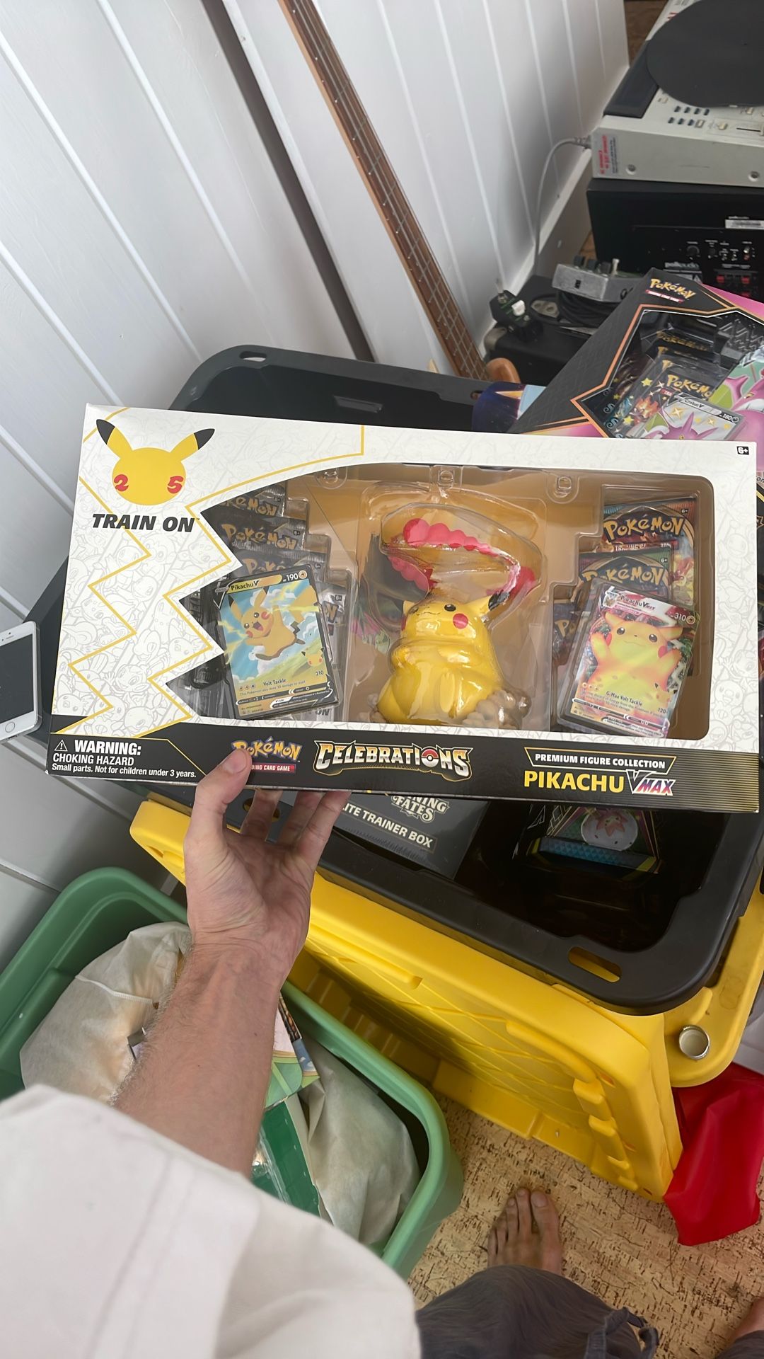 Pikachu Vmax celebration premium figure collection