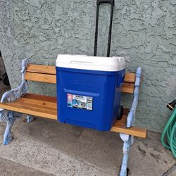 60 Quart Igloo Wheeled Cooler 