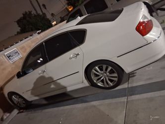 2010 Infiniti M35