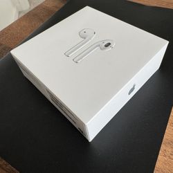 Apple AirPods 