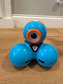 Wonder Workshop Dash Robot