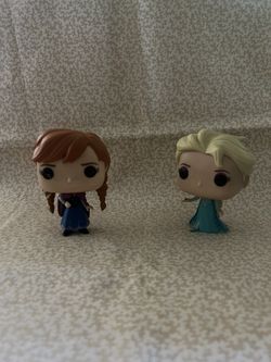 Funko Pop Disney Frozen Anna and Elsa Vinyl Figures #81 and #82 Out Of Box.