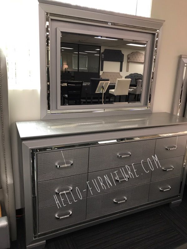 silver glam dresser Glamorous Silver Finish Dresser 1Pc 7 Drawers Beveled Mirror Trim Mode