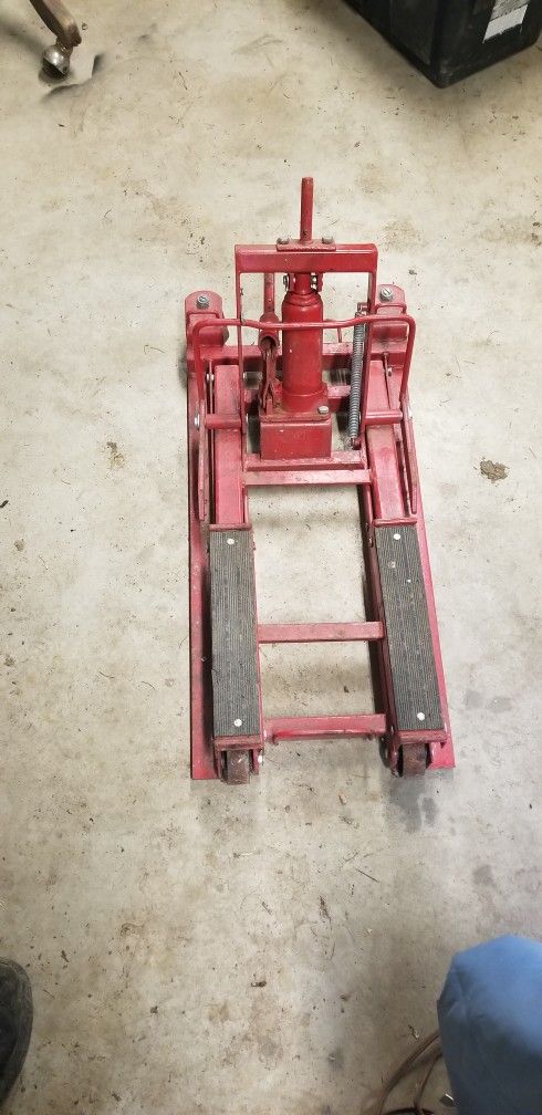 motorcycle jack