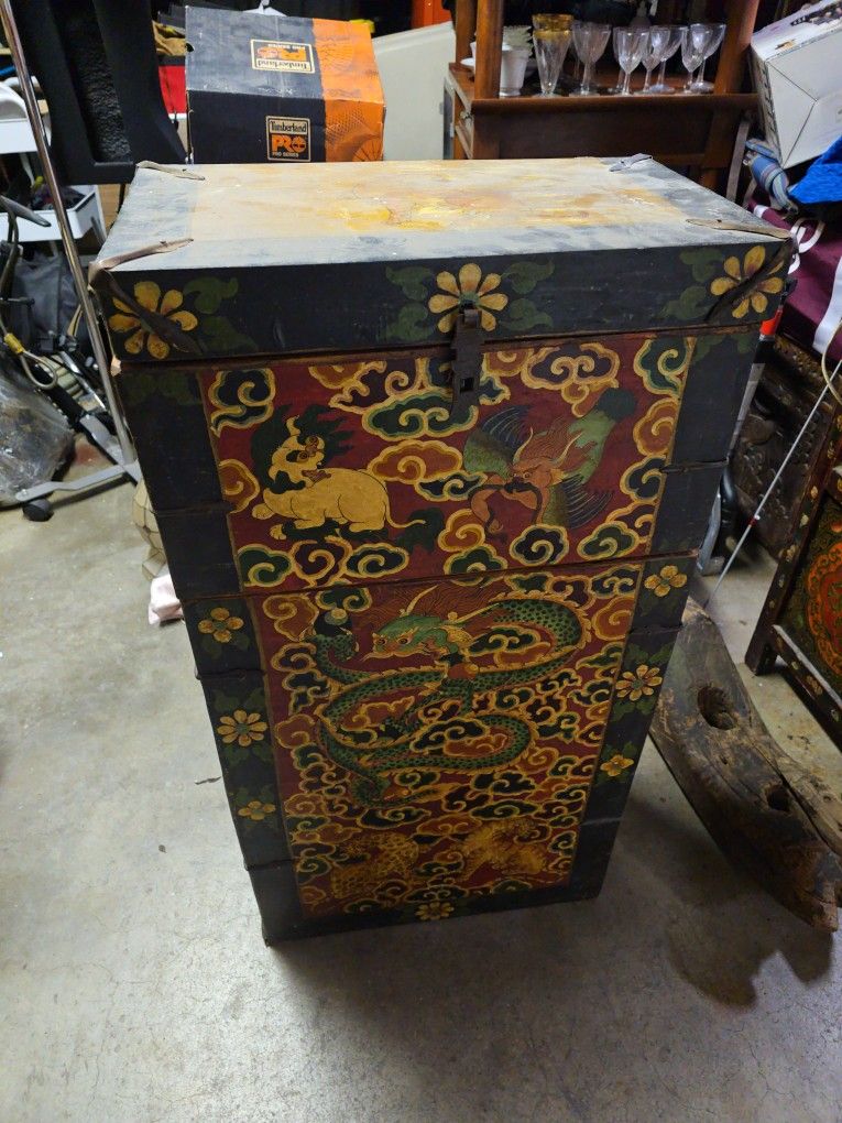 Victorian Black Japanned Tole Fuel Bucket, Late 19th Century