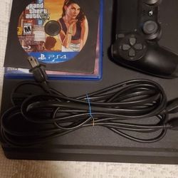 PS 4 Slim (READ DESC)