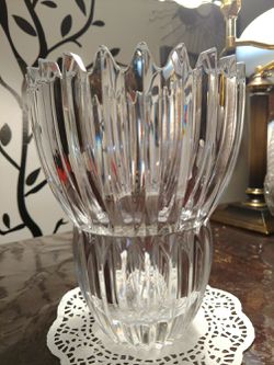 Mikasa Crystal Flower Vase