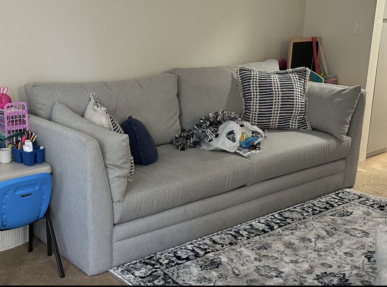 COUCH MUST GO!!
