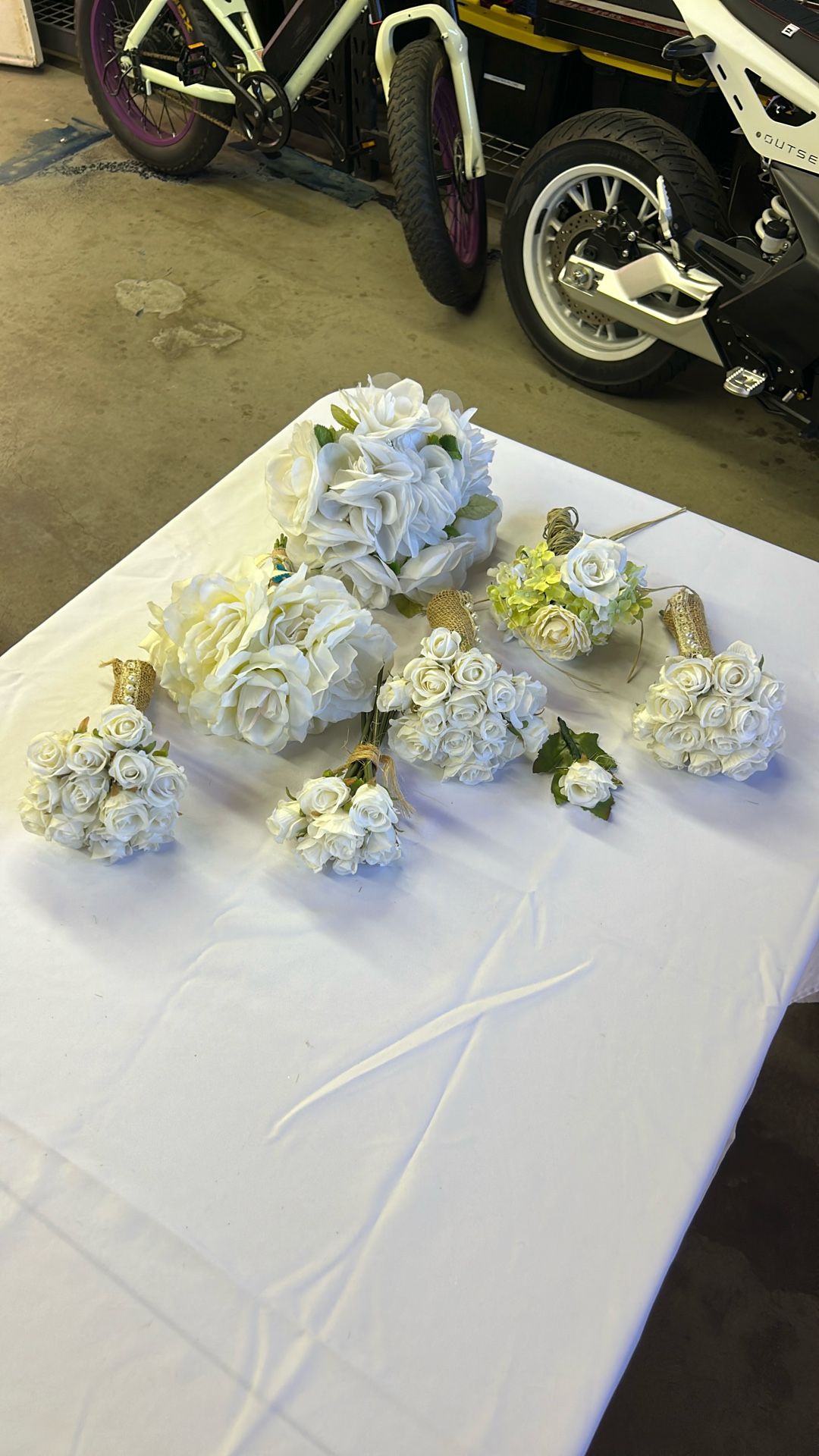 Wedding Bouquet’s (7) Seven 1) One Boutonniere