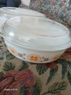 Vintage Pyrex Bowls