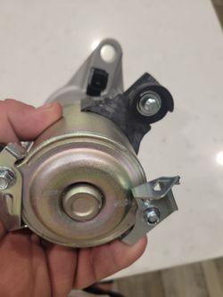 2002---2006 Honda CRV 2.4L starter L4 part# (contact info removed)
