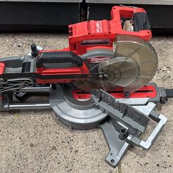 Milwaukee Miter Saw 2734-20 Tool Only