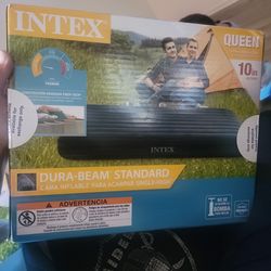 Air mattress  Queen and twin