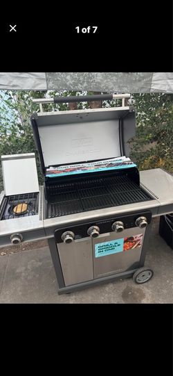 Commercial Series Grill and Griddle Combo Stainless Steel 4 -Burner Infr...