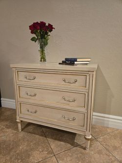 Vintage French Provincial 3-Drawer Chest / Commode by Permacraft