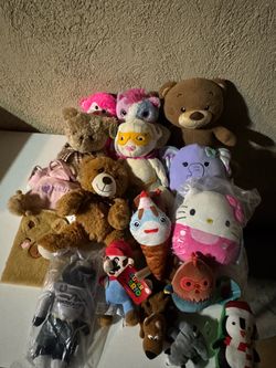 Mixed Lot of Stuffed Animal Plush Toys
