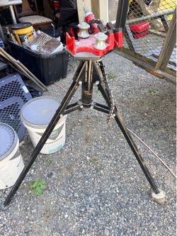 Vevor Tripod pipe chain vise