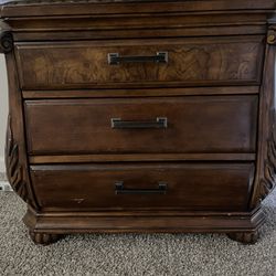 Wooden Bedroom Set