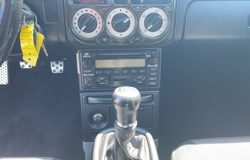2002 Toyota MR2 Spyder