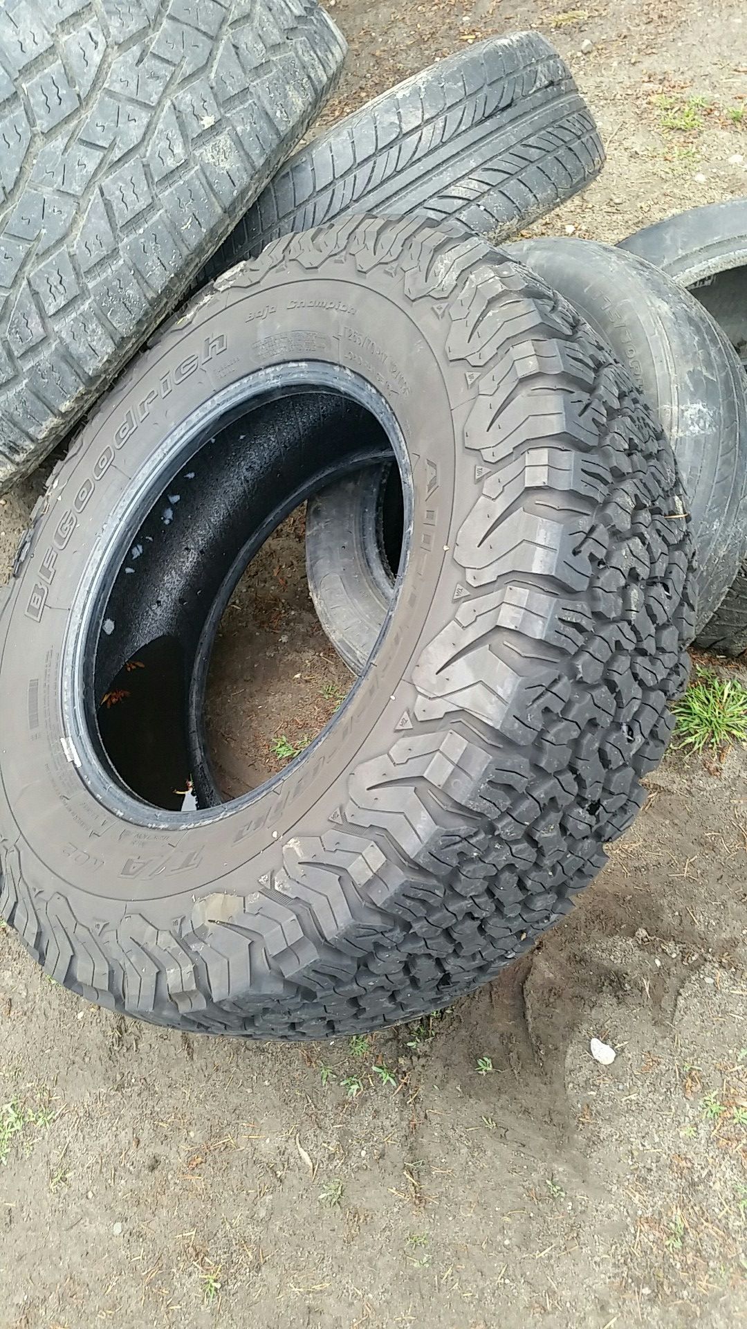 LT 265/70 R 17