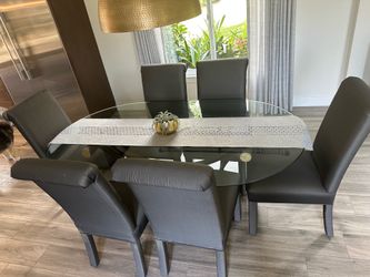 Glass dining room table