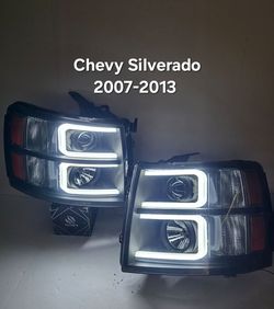 Chevy Silverado 2007-2013 Headlights