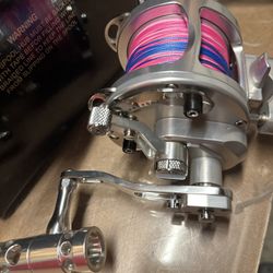 Avet HX 5/2 Two-Speed LEFT HAND w/ Jigging World Power Handle + Original Handle – Brand New – $420