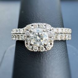 14k white gold 1.5CTW Natural Diamond halo Engagement ring sz9.75