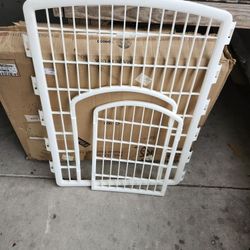 8 Panel Pet Pen 