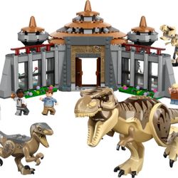 Lego Jurassic Park Visitor Center: T. rex & Raptor Attack 76961