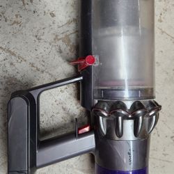 Stick Vacuum Stuttering - Dyson V11 