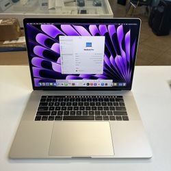 MacBook Pro 15inch Touchbar i7/16Gb Ram/512ssd Like New