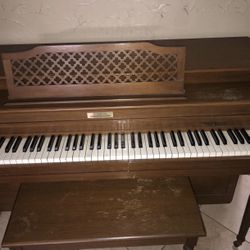 Antique Piano