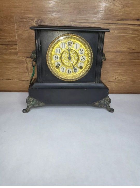 Antique WM.L.Gilbert Mantle Clock