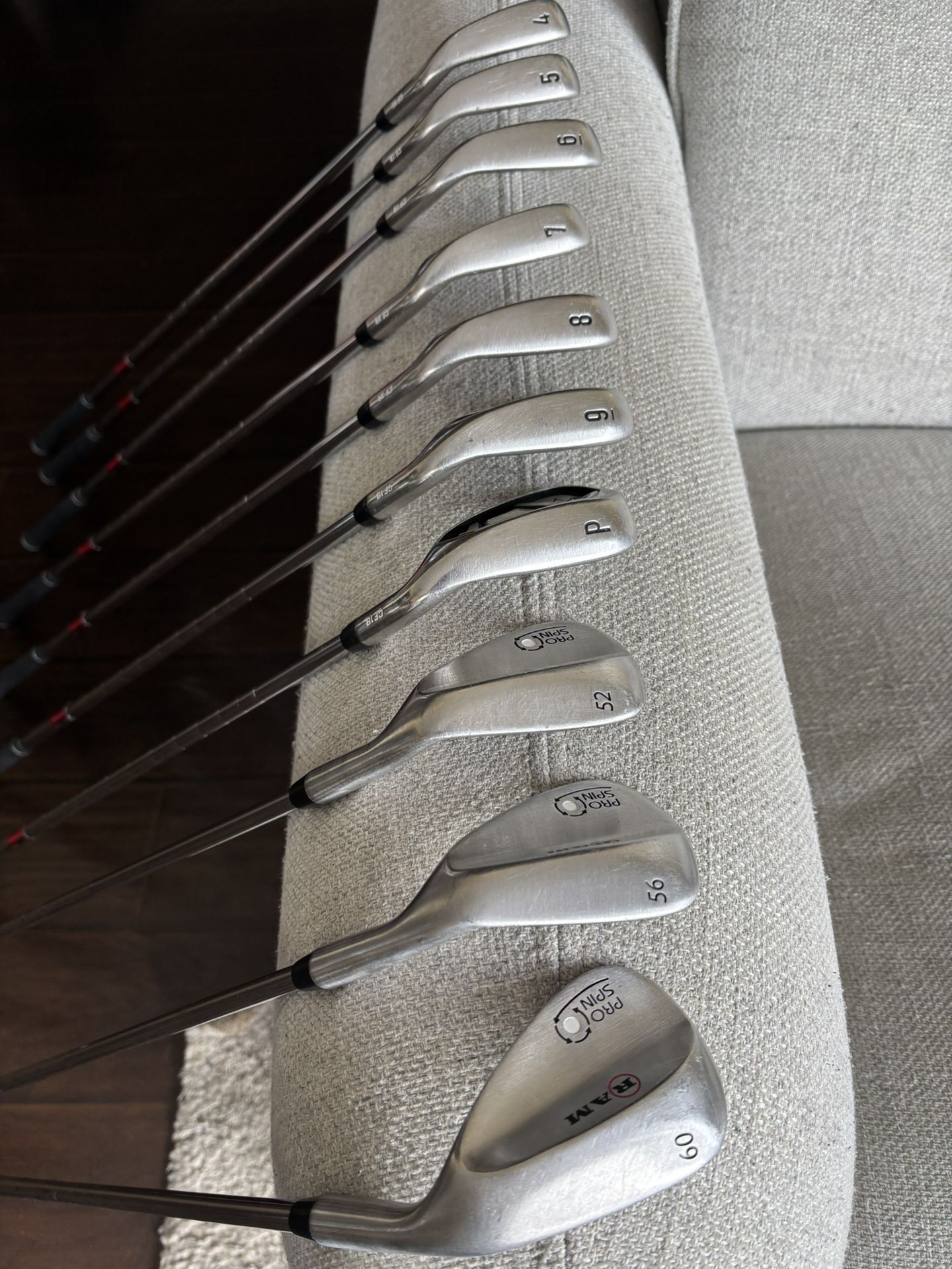 Complete Golf Club Set: Callaway Rogue Iron Set + Wedges + Driver – Game-Ready Bundle! 🔥