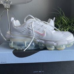 Nike Women s Air Vapormax 360 Shoes for Sale in Grand Prairie