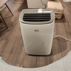 Brand New Portable AC Black And Decker