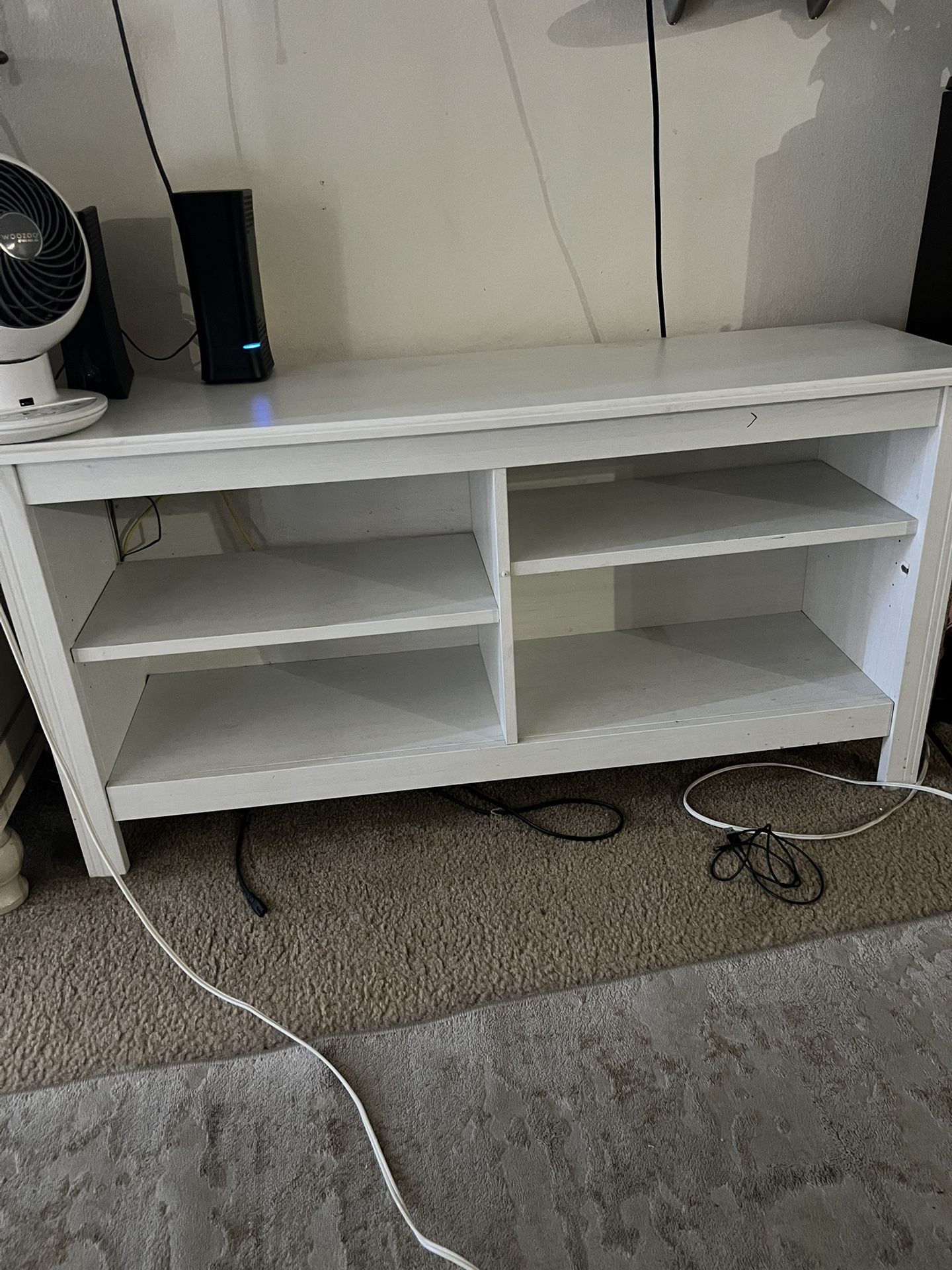 White Shelf Stand