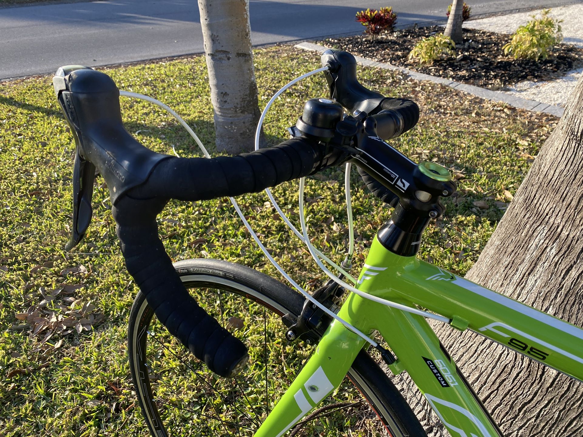 FELT F95 6061 CUSTOM 2011 Felt F95 – Specs, Comparisons, Reviews 