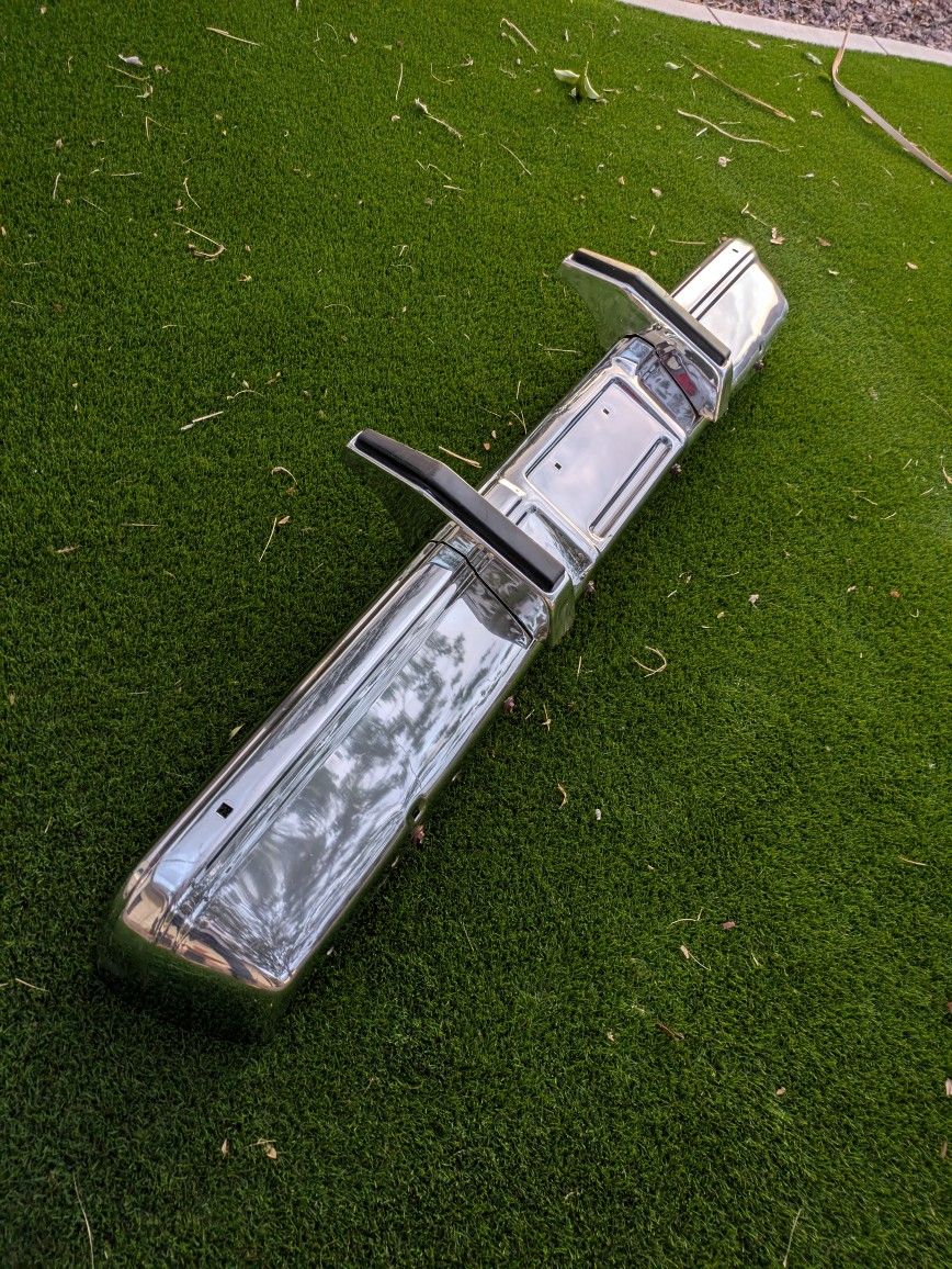 Chevy C10 / Squarebody Bumper With Bumper Guards