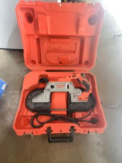 Milwaukee 11 Amp Band Saw New