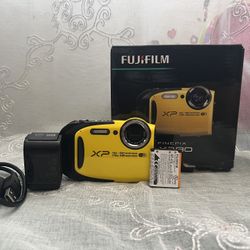 Fujifilm FinePix XP80 16.4MP Waterproof Digital Camera
