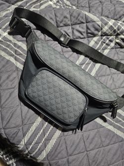 Armani Pouch